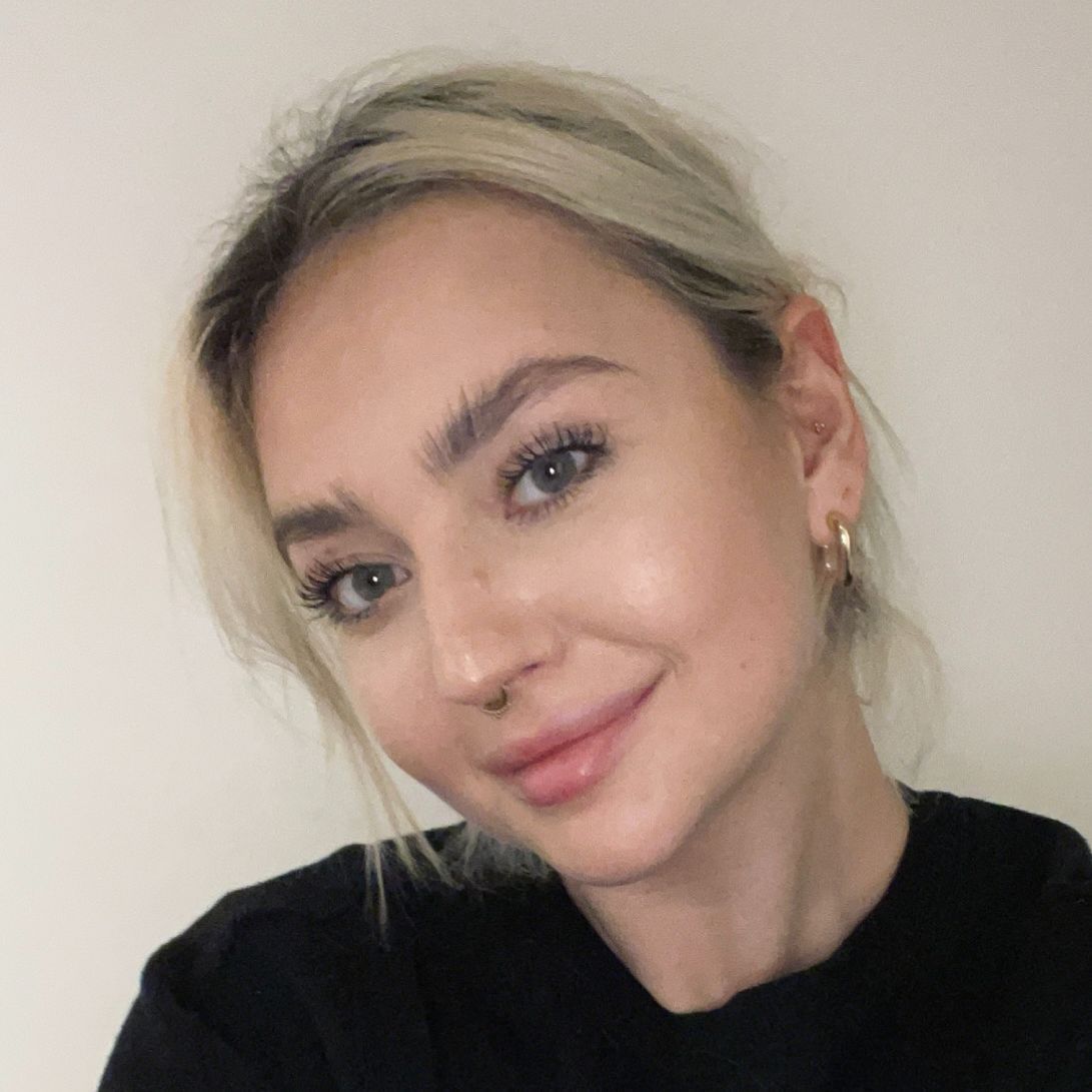 Piękne lilie we wnętrzu